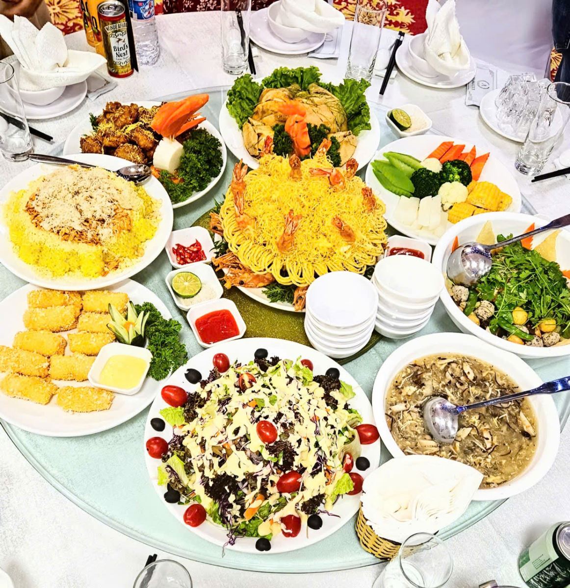 NHÀ HÀNG